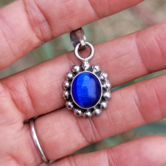 Southwestern 925 sterling silver vintage blue cat's eye necklace pendant - Picture 10 of 16